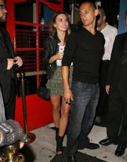 Audrina Patridge feet photo thumbnail