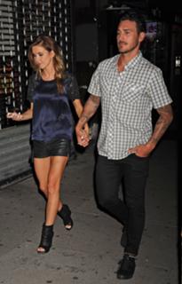 Audrina Patridge feet photo thumbnail