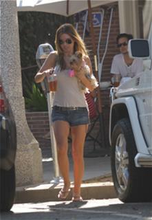 Audrina Patridge feet photo thumbnail