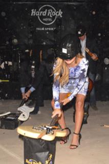 Audrina Patridge feet photo thumbnail