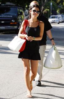 Audrina Patridge feet photo thumbnail