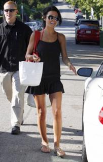 Audrina Patridge feet photo thumbnail