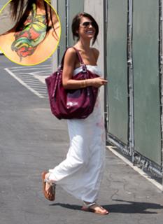 Audrina Patridge feet photo thumbnail