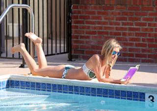 Audrina Patridge feet photo thumbnail