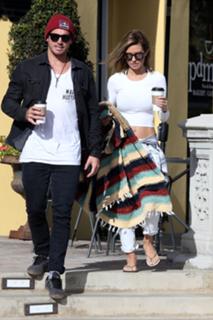 Audrina Patridge feet photo thumbnail