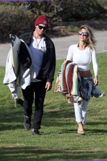 Audrina Patridge feet photo thumbnail