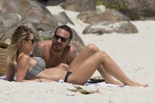 Audrina Patridge feet photo thumbnail
