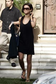 Audrina Patridge feet photo thumbnail