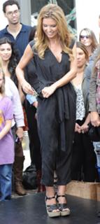 Audrina Patridge feet photo thumbnail