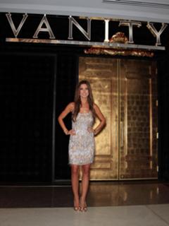 Audrina Patridge feet photo thumbnail