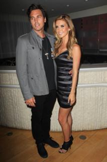 Audrina Patridge feet photo thumbnail