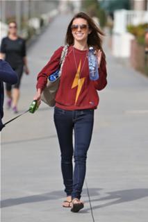 Audrina Patridge feet photo thumbnail