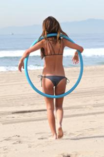 Audrina Patridge feet photo thumbnail