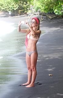 Audrina Patridge feet photo thumbnail