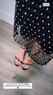 Auli'i Cravalho feet photo thumbnail