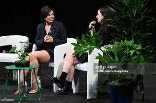 Auli'i Cravalho feet photo thumbnail