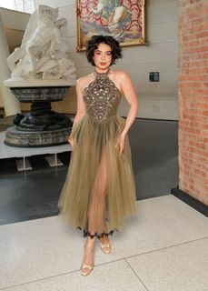 Auli'i Cravalho feet photo thumbnail