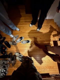 Auli'i Cravalho feet photo 10