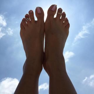 Aundrea Seagren feet photo 3