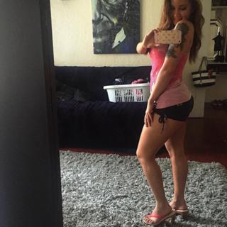 Aundrea Seagren feet photo 11