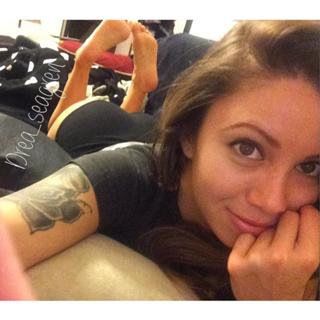 Aundrea Seagren feet photo 9