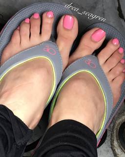 Aundrea Seagren feet photo 1