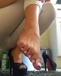 Aundrea Seagren feet photo 19