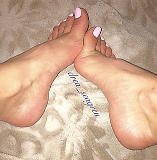 Aundrea Seagren feet photo 12