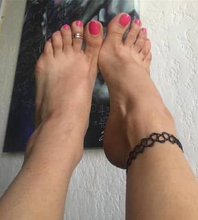 Aundrea Seagren feet photo 16