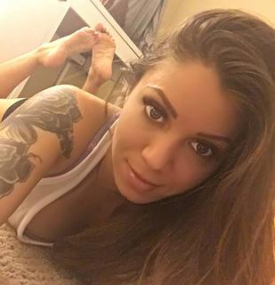 Aundrea Seagren feet photo 4