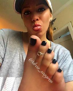 Aundrea Seagren feet photo 20