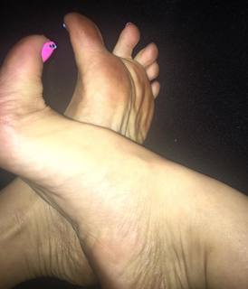 Aundrea Seagren feet photo 12