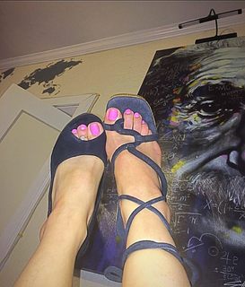 Aundrea Seagren feet photo 12