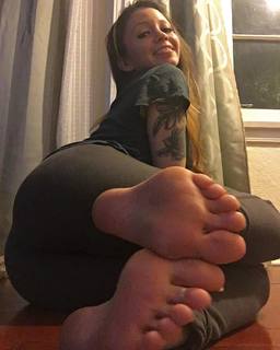 Aundrea Seagren feet photo 11