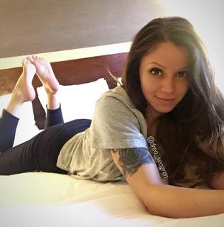 Aundrea Seagren feet photo 5