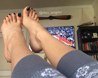 Aundrea Seagren feet photo 2