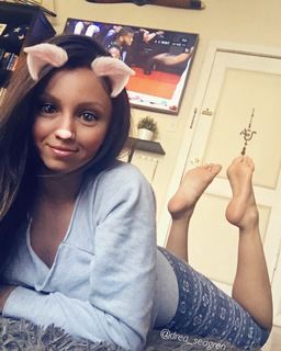 Aundrea Seagren feet photo 13