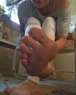Aundrea Seagren feet photo 15