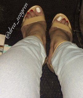 Aundrea Seagren feet photo 6