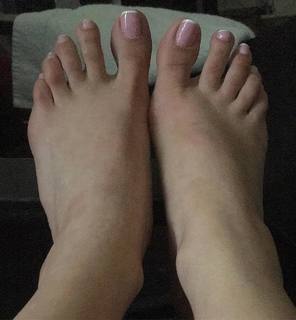 Aundrea Seagren feet photo 8
