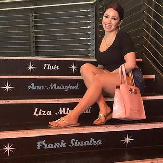 Aundrea Seagren feet photo 2