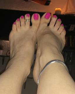 Aundrea Seagren feet photo 5