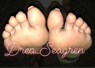 Aundrea Seagren feet photo 1