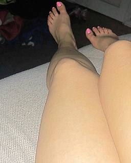 Aundrea Seagren feet photo 8