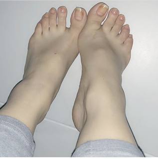 Aundrea Seagren feet photo 2
