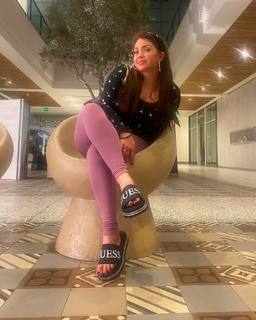Aundrea Seagren feet photo 10