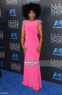 Aunjanue Ellis feet photo 2