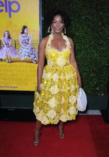 Aunjanue Ellis feet photo 4