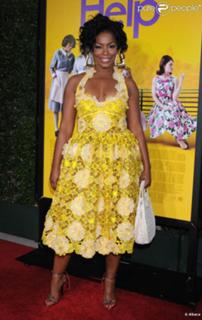 Aunjanue Ellis feet photo 3