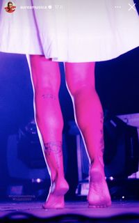 Aurea feet photo 1